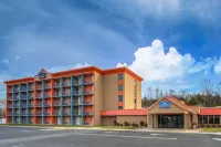 Howard Johnson by Wyndham Lexington Hotels near Devils Backbone Brewing Company - Outpost Tap Room & Kitchen