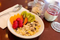 Verdi St George's Bay Marina - breakfast