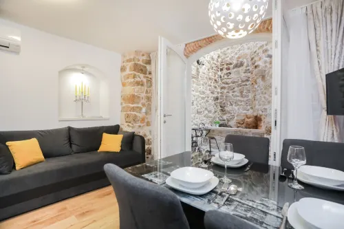 Residence Teatro - Near Cathedral of St James - 3-Star