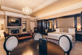 County Hotel & County Aparthotel Newcastle
