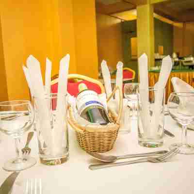 Eland Safari Hotel Nyeri Dining/Meeting Rooms