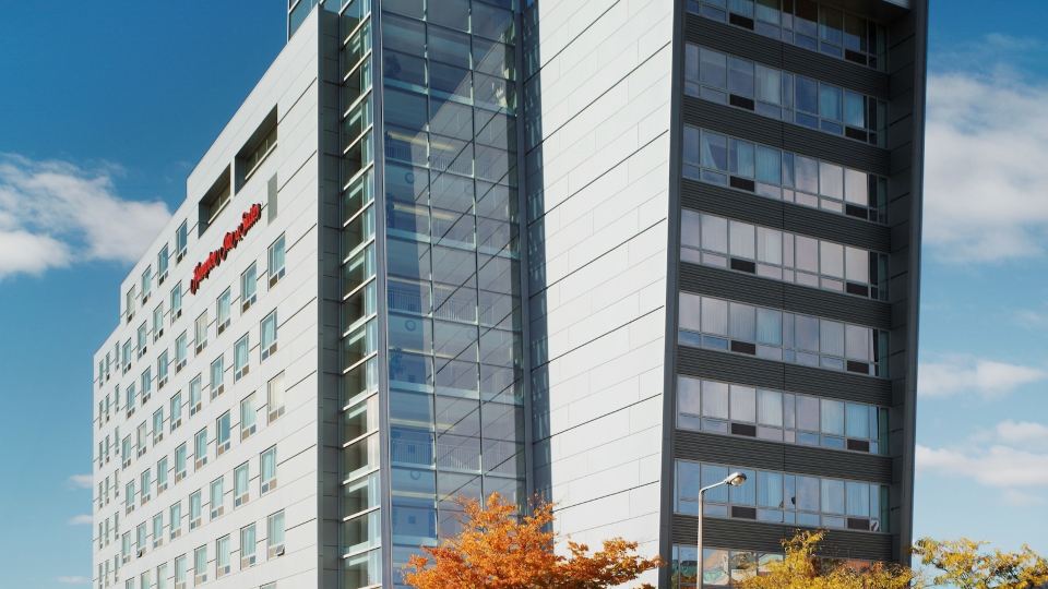 Hampton Inn & Suites Boston Crosstown Center
