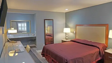 Del Mar Motel Отели в г. Монтебелло