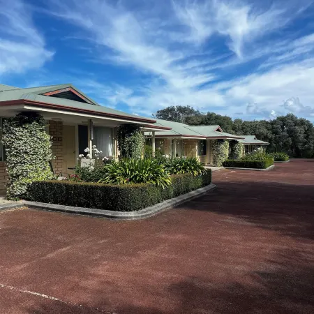 Emu Point Motel