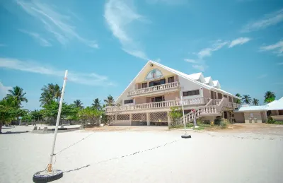 Santa Fe Beach Club Hotels near Sugar Beach