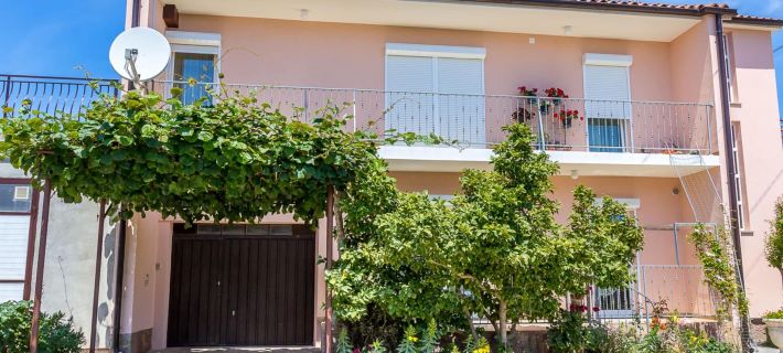 Apartment in Medulin Near the Sea Hotels in Medulin