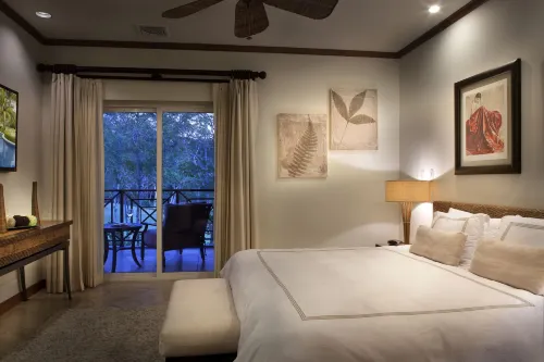 Stay in CR Los Sueños Condos - parking