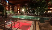 Prestige Vernon Lodge and Conference Centre - Hot Tub