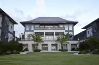 The Island House โรงแรมใน