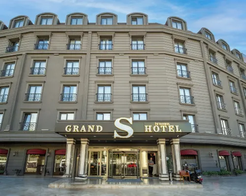 GRAND S HOTEL Hotels near Esenler
