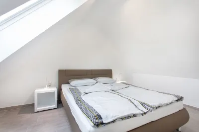 特爾梅卡特茲假日之家飯店 KAMP - Terme Village - Terme Čatež附近的飯店