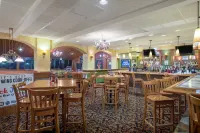 Quality Inn & Suites Erie Near Casino - bar