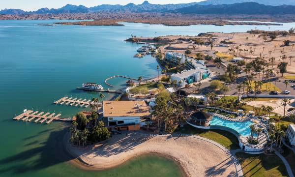 The Nautical Beachfront Resort