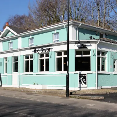 The Swan Inn Hotels near University of Southampton Highfield Campus