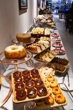 Hotel d'Luca Отели в г. Куяба