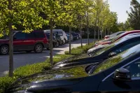 Ilonn Hotel - parking