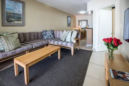 First Group Margate Sands Отели рядом с достопримечательностью «Oasis Caravan Park, Camping Ground and Chalets»