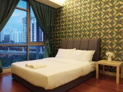 The Signature Service Suite Mont Kiara by Klhomesweet Hotels in Segambut