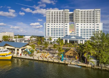 Margaritaville Hollywood Beach Resort Отели в г. Голливуд