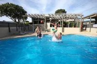 Pacific Rendezvous Resort - Pools