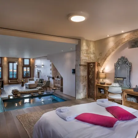Vranas Residenza Signature Suites