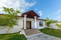 Tuli Veer Bagh Resort Các khách sạn gần Zilla Parishad Primary School