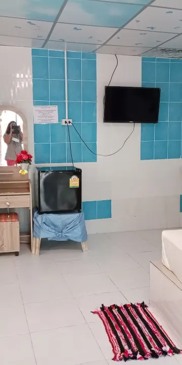 ห้องฮันนีมูนสวีท เตียงควีนไซส์ 1 เตียง วิวรีสอร์ท พื้นที่สนามหญ้า