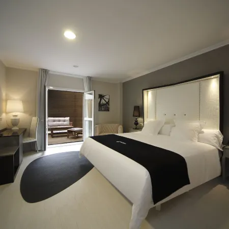 Capitol Boutique Hotel Отели рядом с Аэропорт Сантьяго-де-Компостела