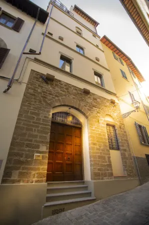 QK Costa58 Home Tower Отели рядом с достопримечательностью «The Garden of Archimedes»