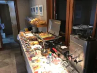 Estalagem Vila Suzana - Quadra de Beach Tennis Indoor - breakfast