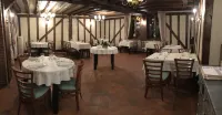 Auberge de la Croix Blanche Hotels in La Ferté-Saint-Aubin