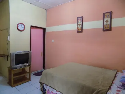 Amelia Guest House Hotel in zona The Le Hu Garden