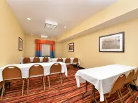 Holiday Inn Express & Suites AUSTIN SW - SUNSET VALLEY by IHG Hotels near Garrison Park