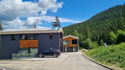 Chalets Hrabovo Hotels near Mausoleum of Andrew Hlinka