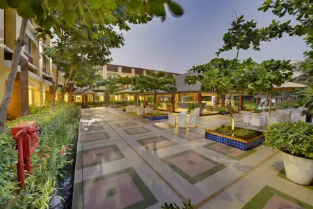 Mayfair Waves Отели рядом с достопримечательностью «Храм Джаганнатхи в Пури»