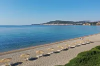 Niriides Resort