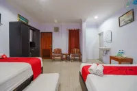 RedDoorz at Sedayu 2 Near Danau Toba Parapat Hotel a Parapat