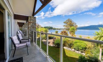 Fiordland Lakeview Motel and Apartments