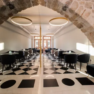 Castellano Hotel & Suites