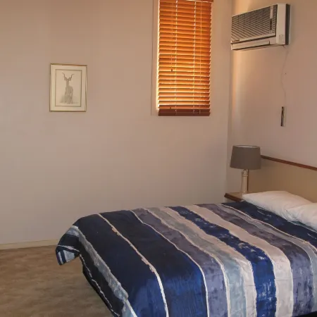 The Commercial Hotel
