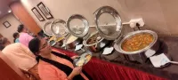 Hotel Shree Hari Grand - 朝食
