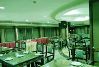 R K Residency - พร้อมอาหารเช้า