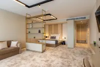 Lupa by Bueno Hotels in 