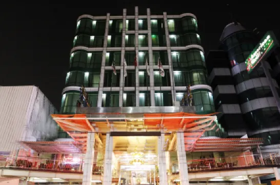 託芒商務酒店 鄰近雅加達Gambir火車站的酒店