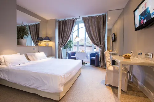 Chenal Hotel Hotels in Beauvais