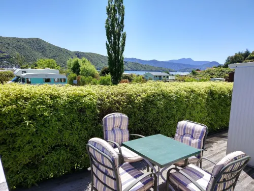Picton's Waikawa Bay Holiday Park - 2-Star
