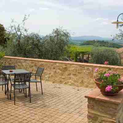 Antico Borgo Poggiarello Hotel Exterior
