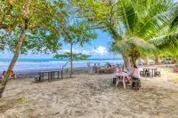 Atlantida Lodge Cahuita - Beach