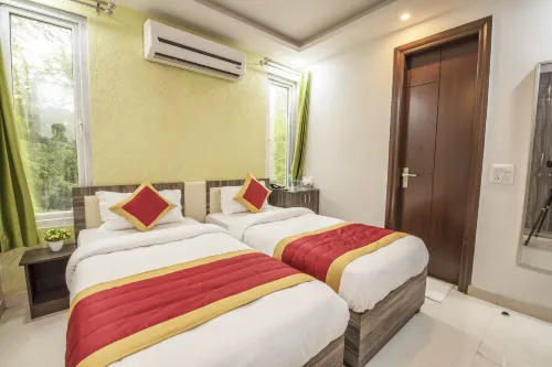 Royal Comfort Castle Hotels in Delhi