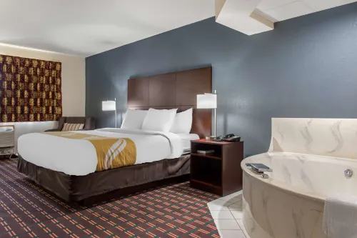 Quality Inn & Suites Hotels in Belle Plaine